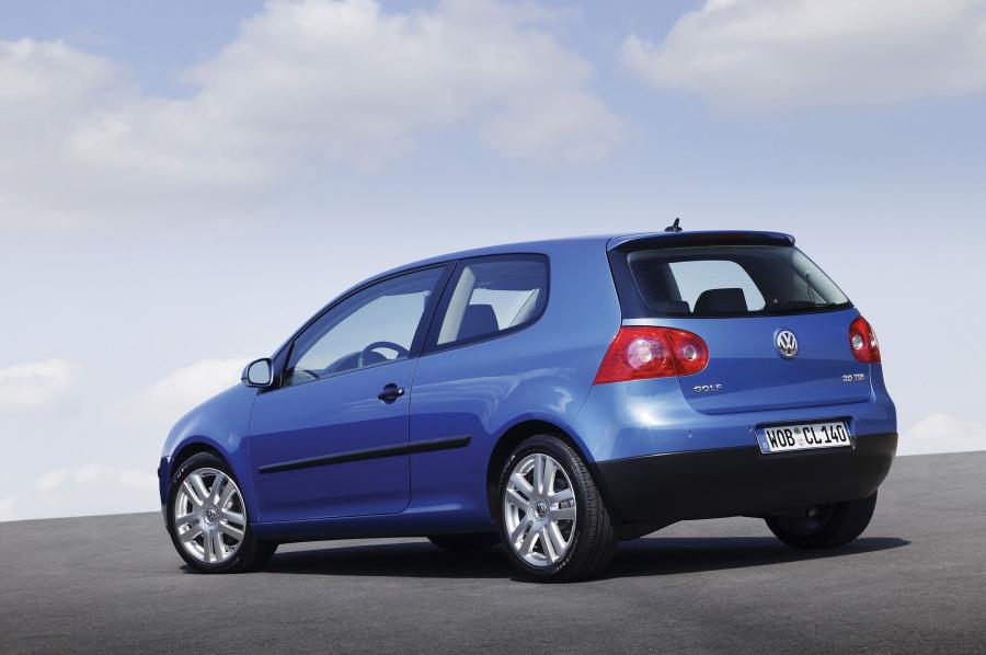  Volkswagen Golf 2004 года  (фото 158 из 170)